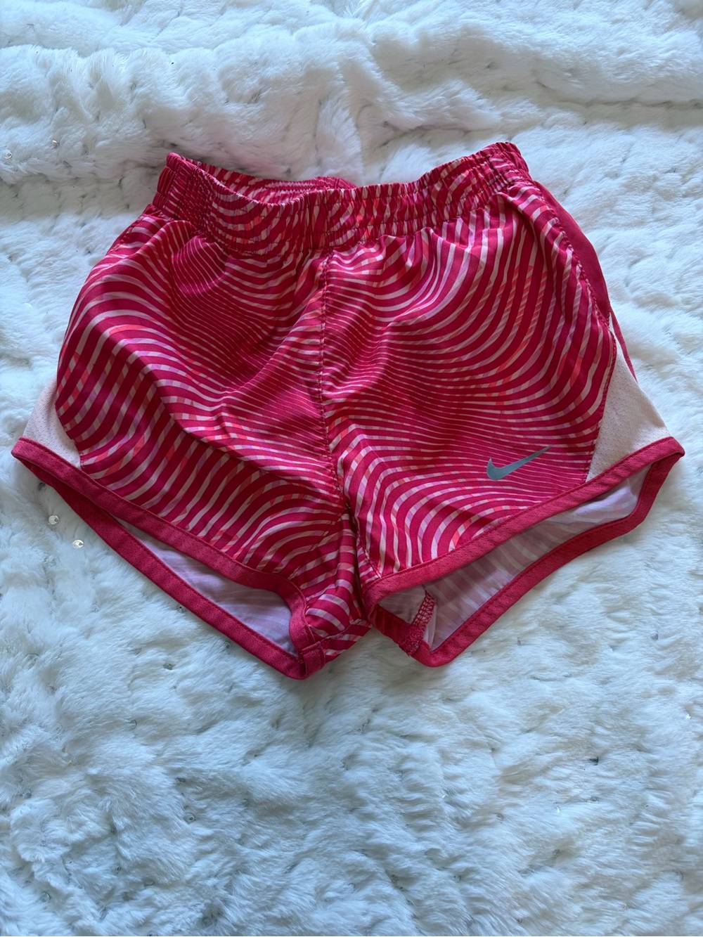 🩷 Nike Girls 3T Athletic Shorts